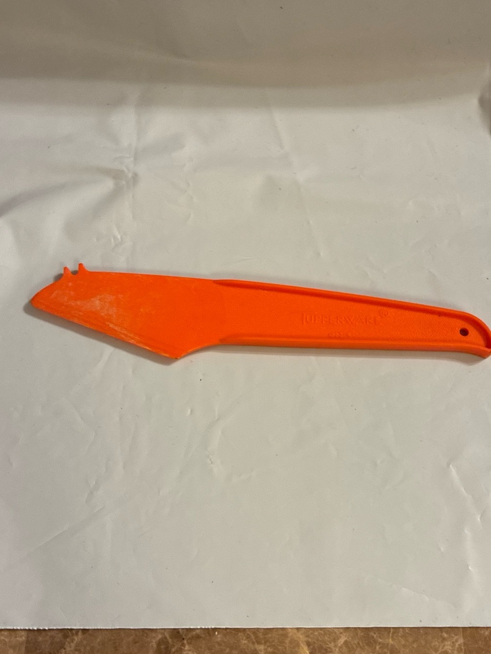 Tupperware Orange Plastic Spatula/Seal Opener 1223-3 Vintage